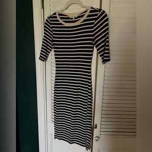 Monteau | Black and Cream Striped Long Sleeve Dress